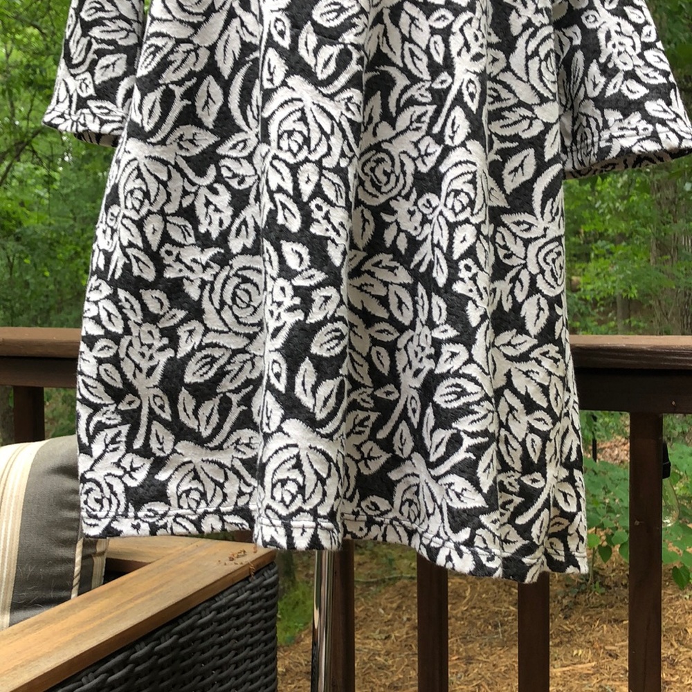 Rose Pattern Madison Dress - Picture 6 of 7